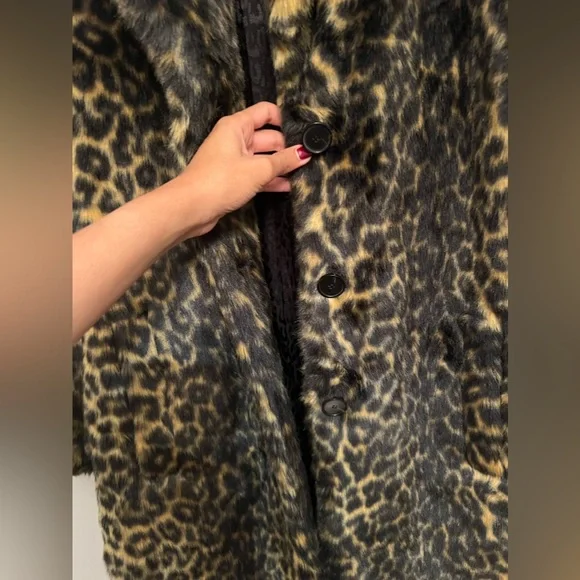 * 💕SOLD* Luxury The Kooples Leopard Faux Fur Coat Small - Picture 7 of 17